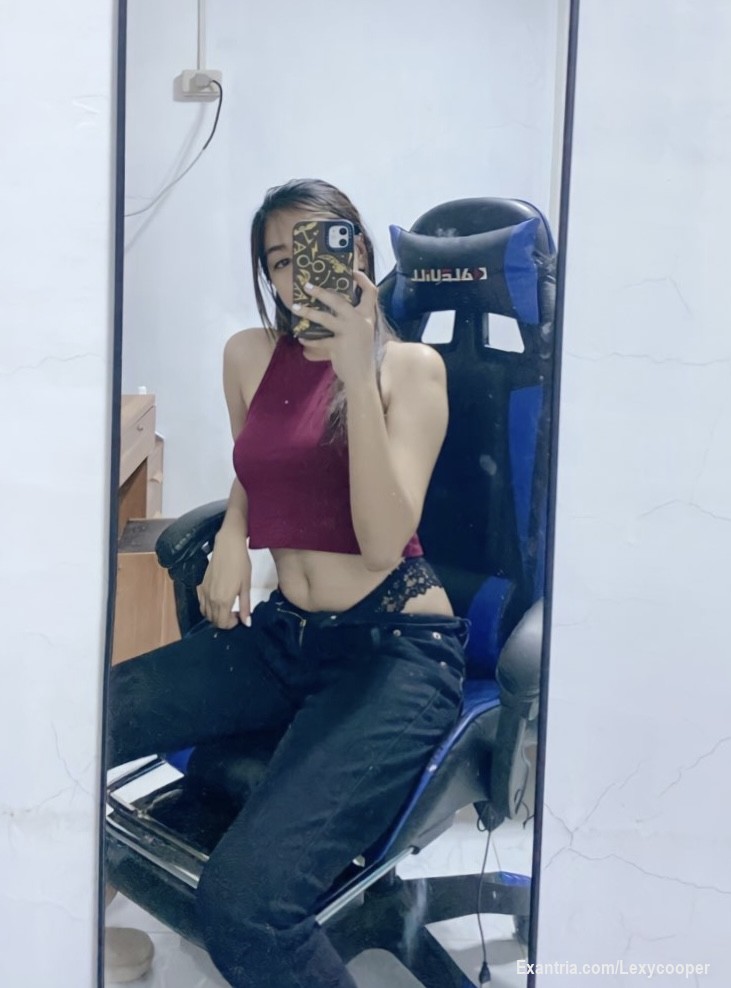 Subscribe and talk me dirty 🤭