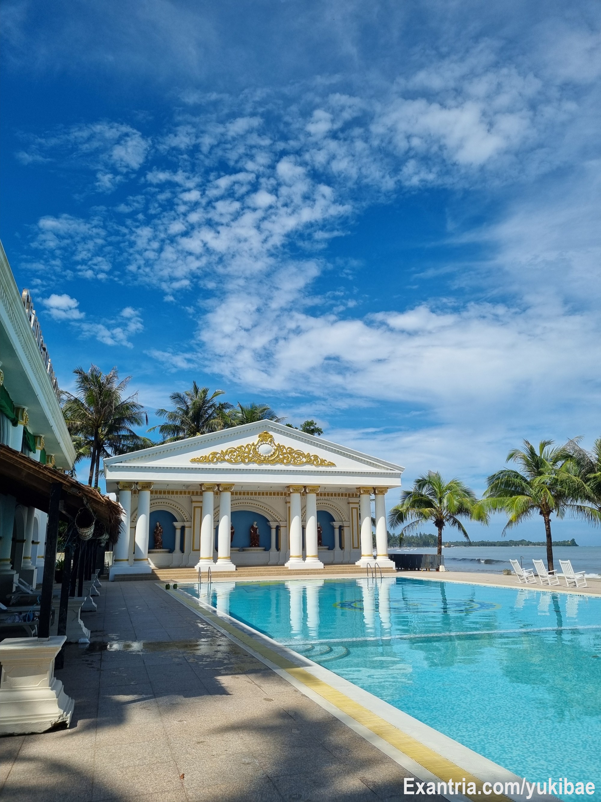 Happiness is a day at the beach.💗💗💗
