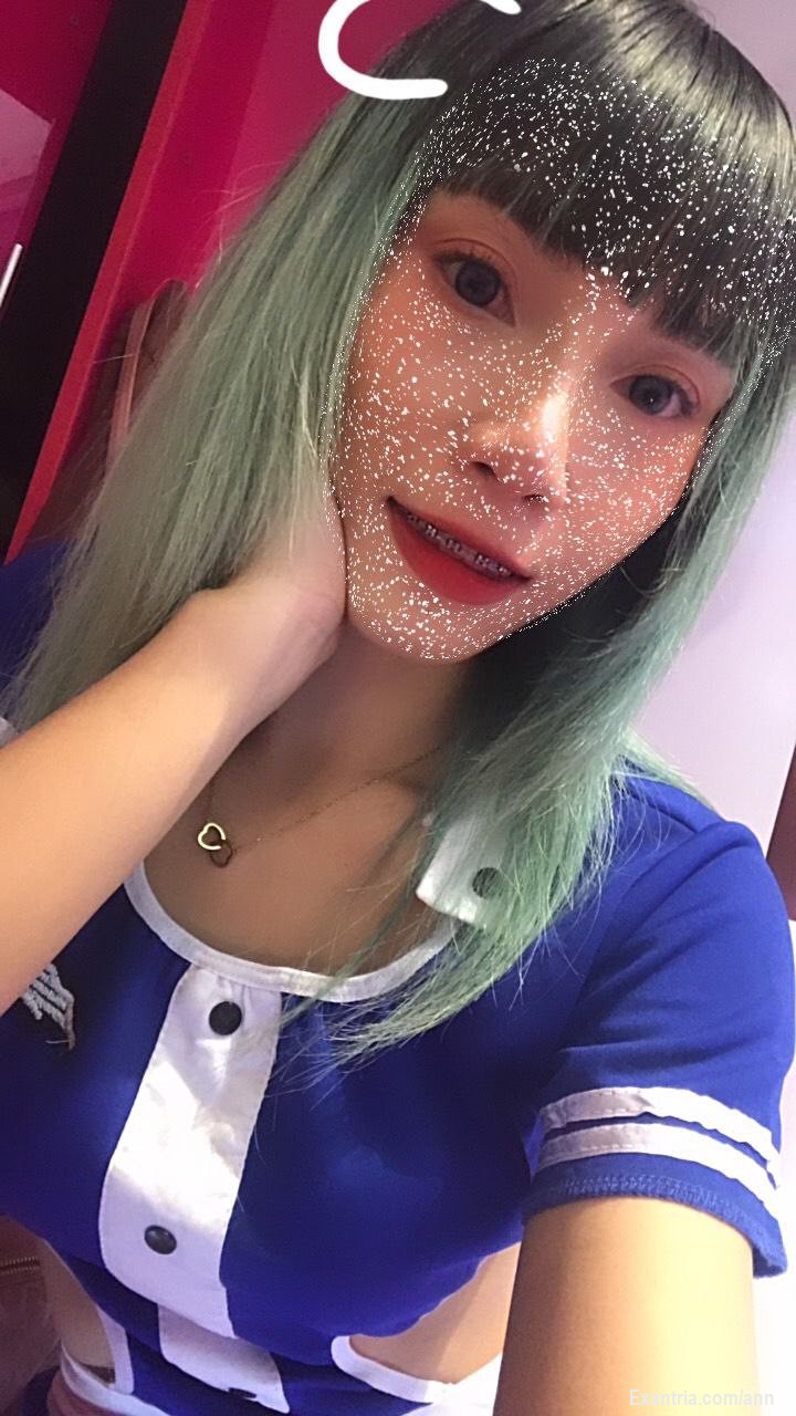 Join my journey and subscribe for exclusive content and updates! 📩✨