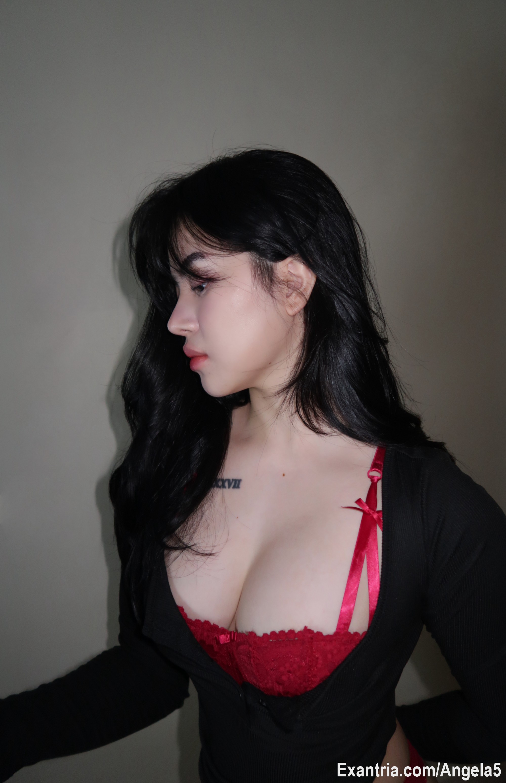 more of me here 👉🏻 https://exantria.com/Angela5
