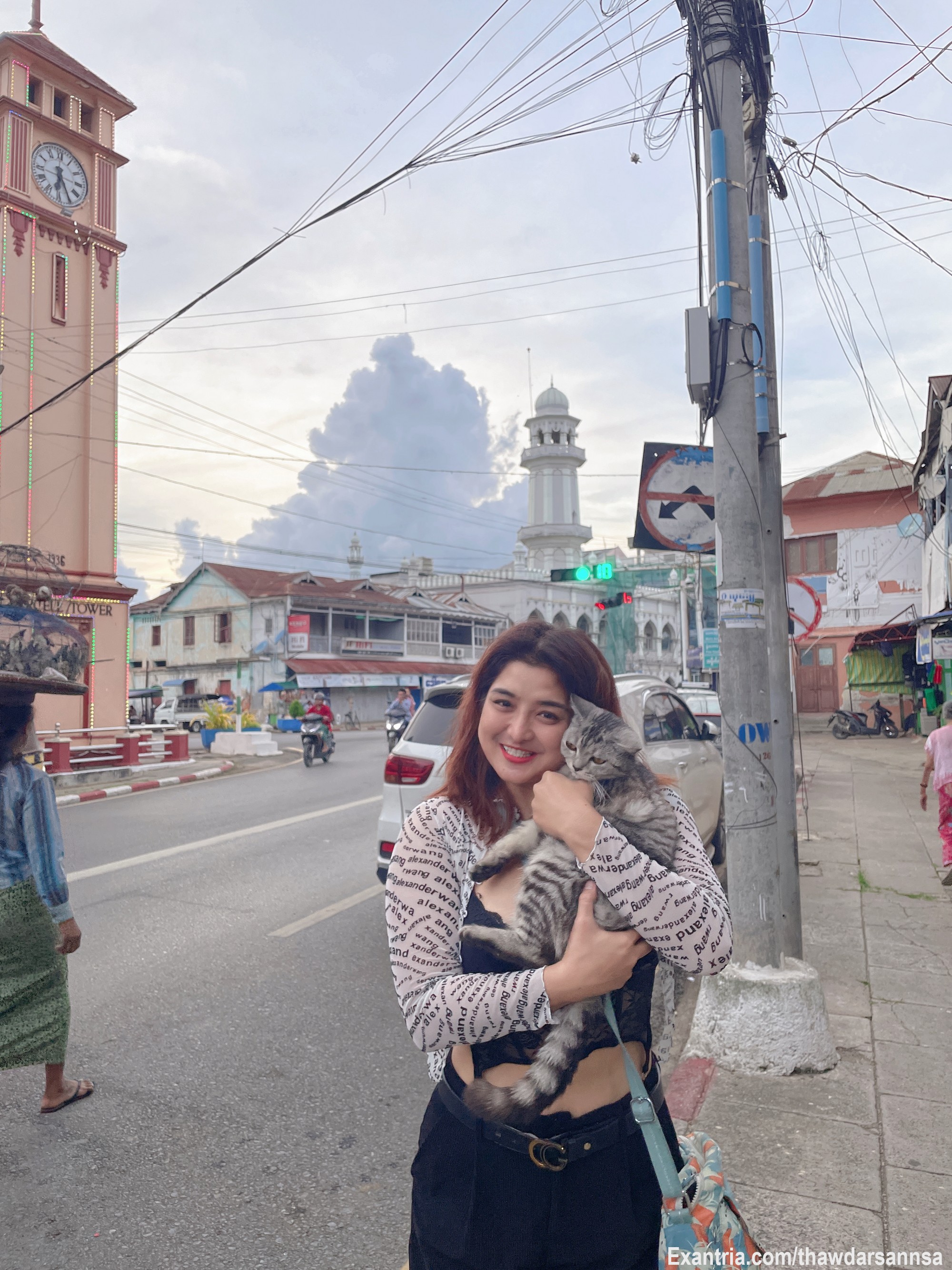 I am loving 🥰 cat 💖