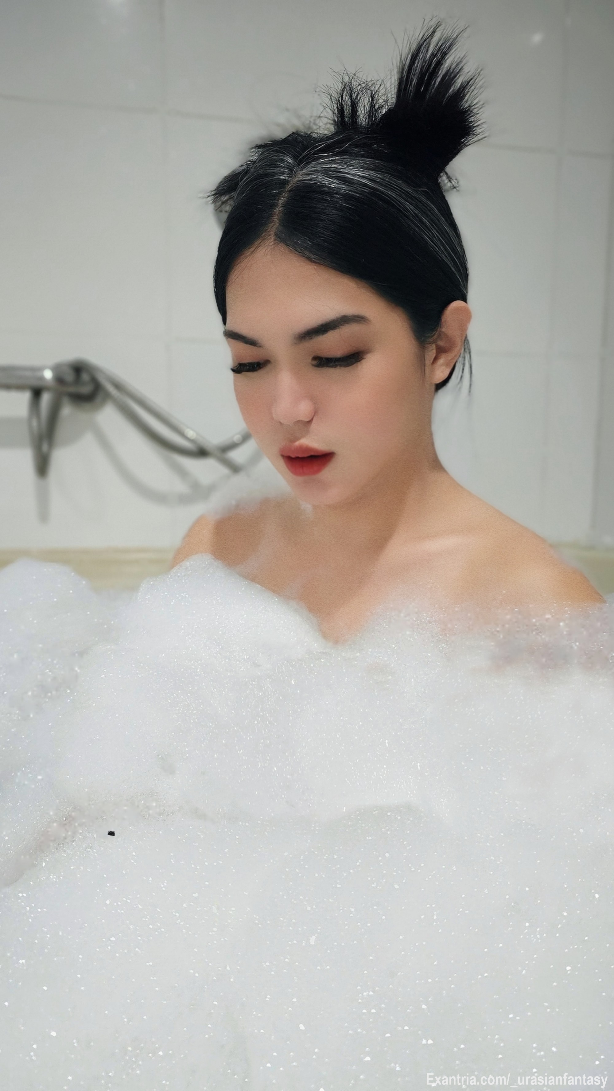 Come take a bath with me