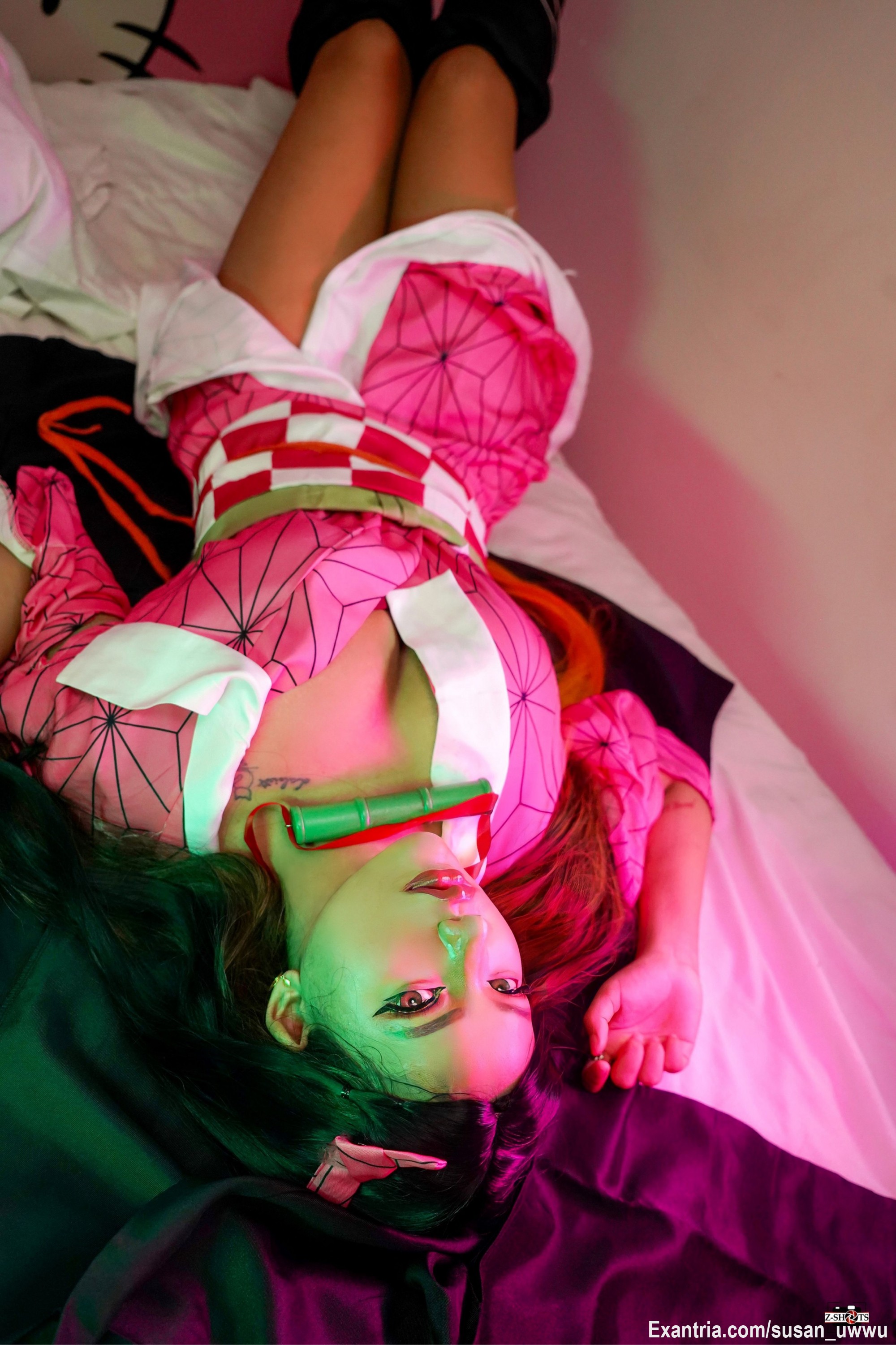 What you gonna do if I look at you with these seductive eyes on the bed 👀🫦💦💦🔞