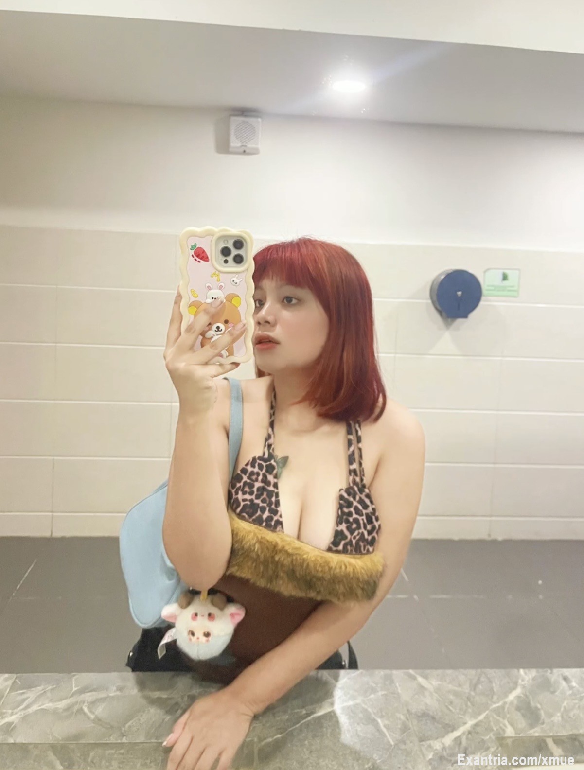 ပေါ်လာပါပီ😜update တွေပြန်တင်မယ်ဗျာ့....