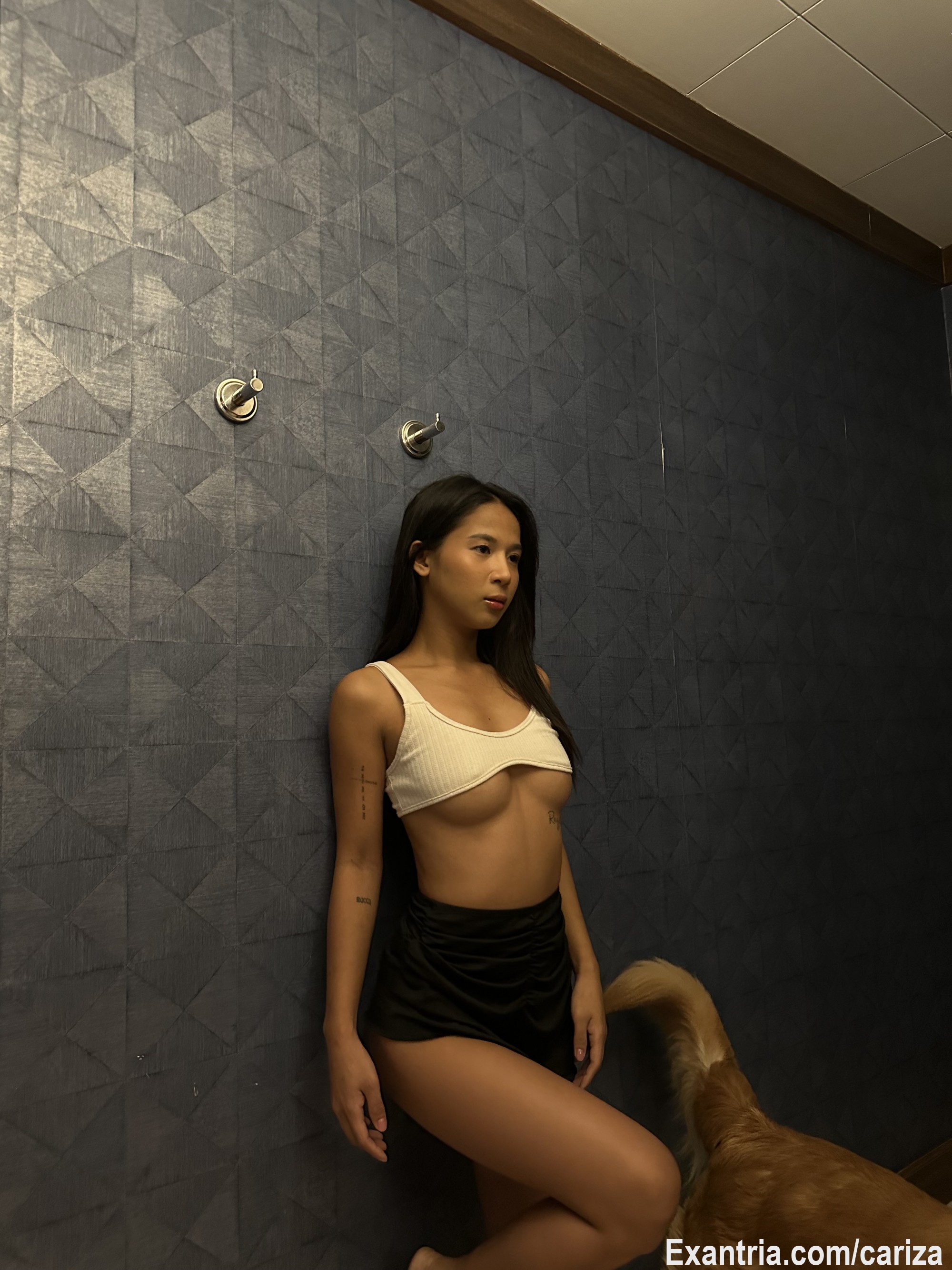 she loves to wear mini skirt🥴🤍